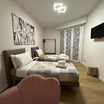 Brera A 500 Mt Da San Siro 招待所 3*